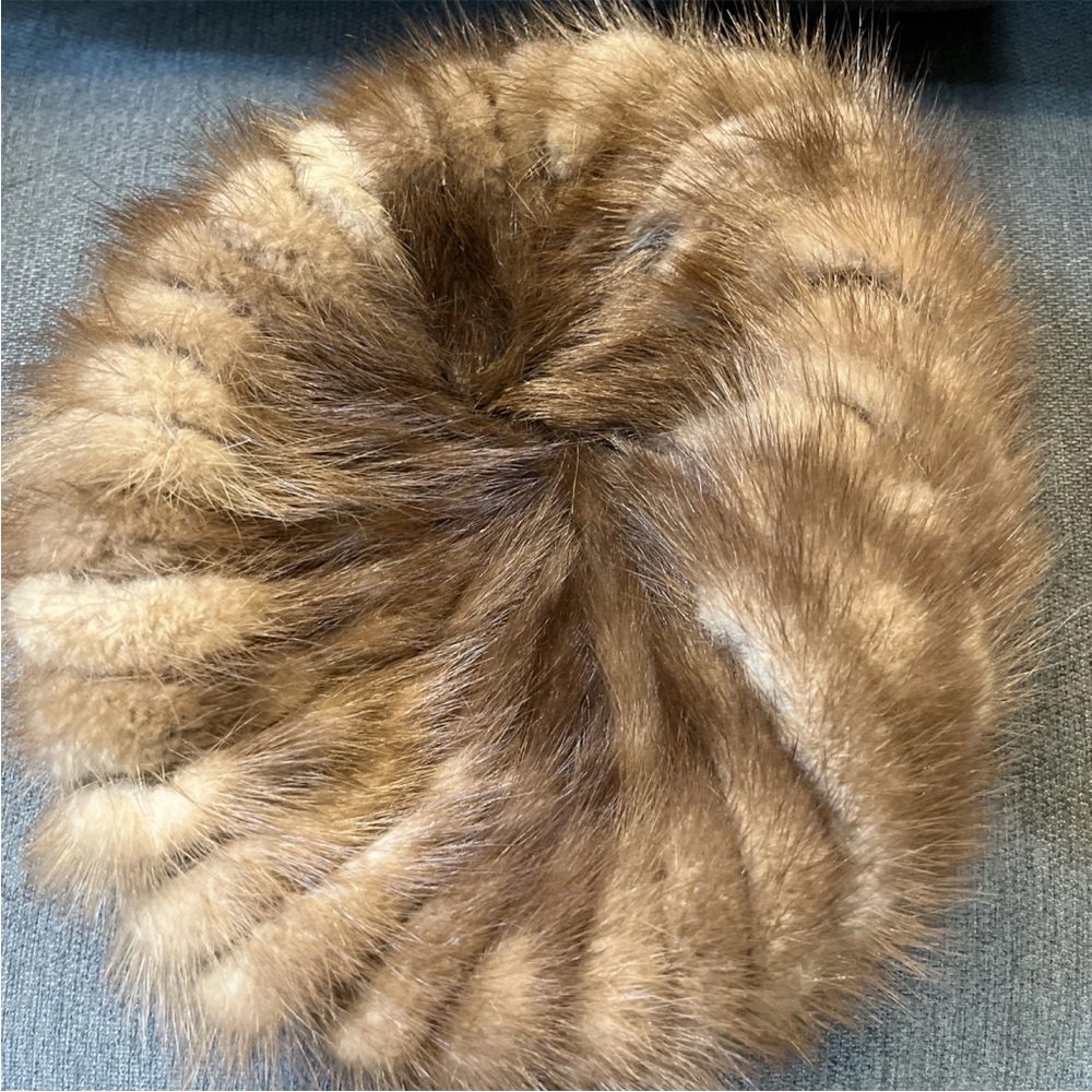 Vintage 1960’s Miss Dee Mink Hat Montabert